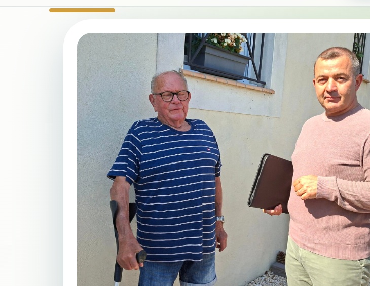 Accompagnement d'une personne âgée à domicile